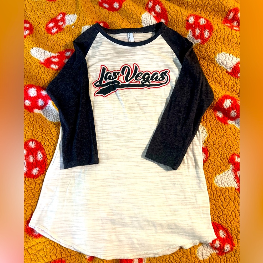 Small Las Vegas Top
